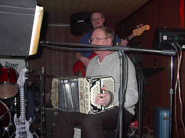 jamsession 029.jpg, 2/16/2003, 102 kB